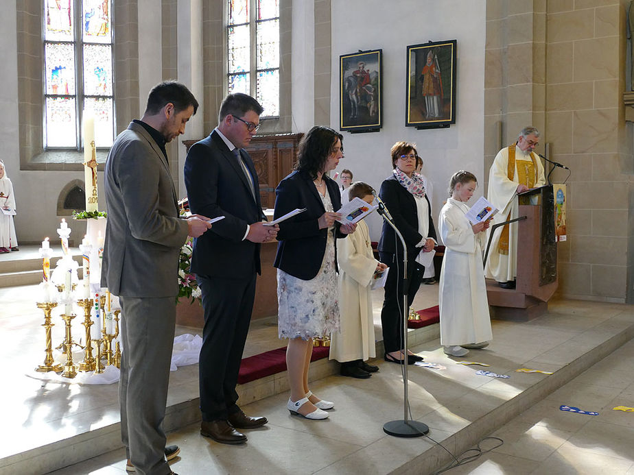 Feier der 1. Heiligen Kommunion in Sankt Crescentius (Foto: Karl-Franz Thiede)